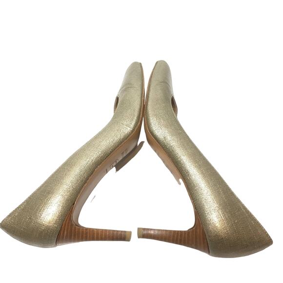 Stuart Weitzman pointy toe stiletto heels - Picture 4 of 6